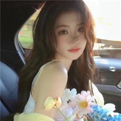 离婚当日，绝美女总裁求我娶她